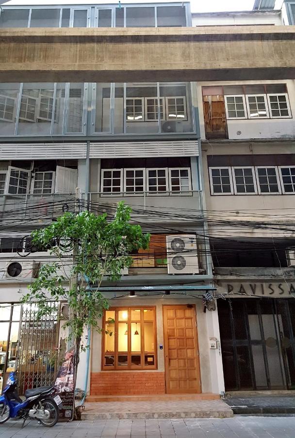 Bangpho Story Vandrehjem Bangkok Eksteriør billede